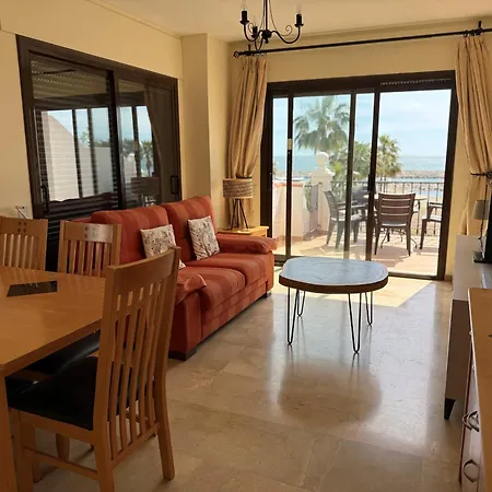 Marina Real 425 Appartement *