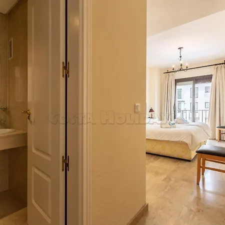 Marina Real 425