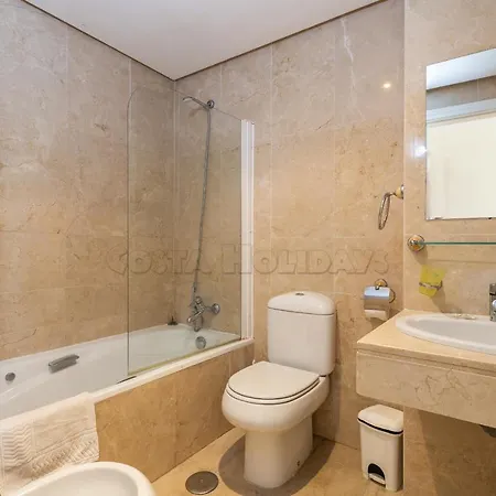 Marina Real 425 Apartment